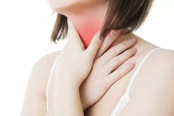 Viêm vòm họng và những điều phải biết để bảo vệ cổ họng